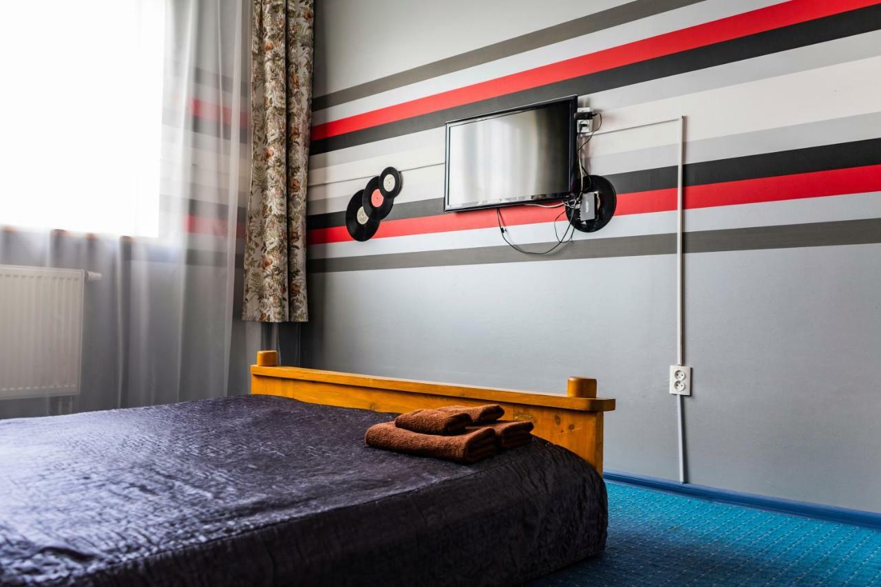 Hostel Villa Roma Lviv Bagian luar foto